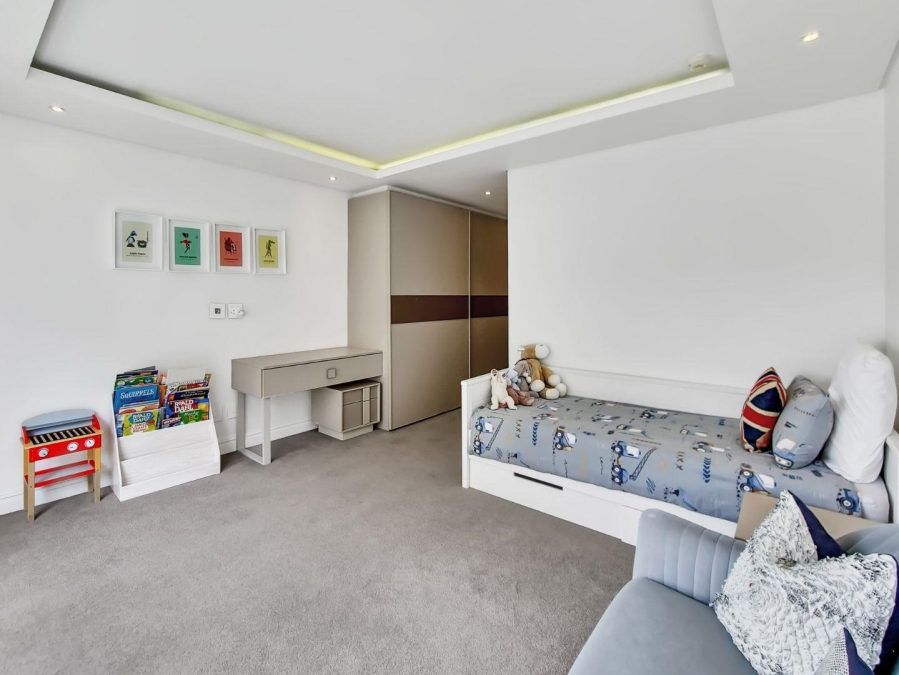 4 Bedroom Property for Sale in Mouille Point Western Cape